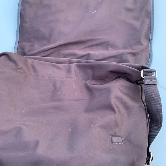 Kate Spade diaper / laptop bag . - Picture 10 of 11